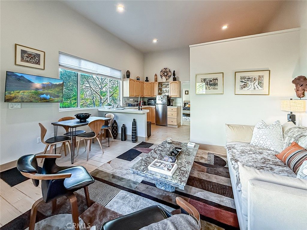Image 49 of property listing at 130 Dapplegray, Bell Canyon, CA 91307