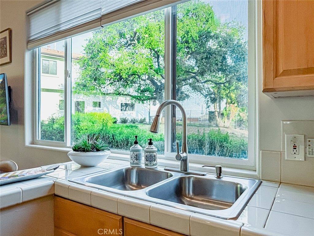 Image 52 of property listing at 130 Dapplegray, Bell Canyon, CA 91307