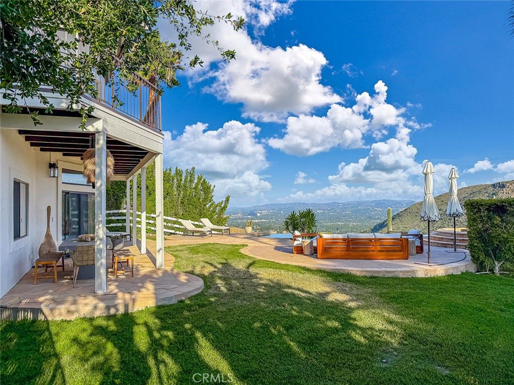 Image 53 of property listing at 130 Dapplegray, Bell Canyon, CA 91307
