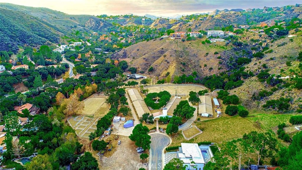 Image 63 of property listing at 130 Dapplegray, Bell Canyon, CA 91307