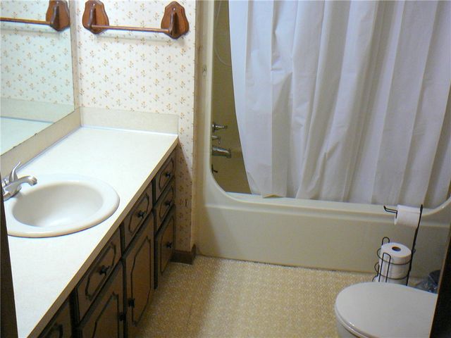 3247 S McDuffie St Extension, Anderson, SC 29624