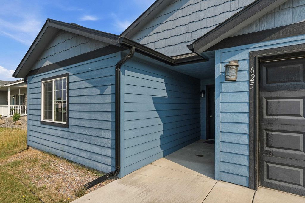 625 E Canterbury Ln, Colbert, WA 99005 photo 1