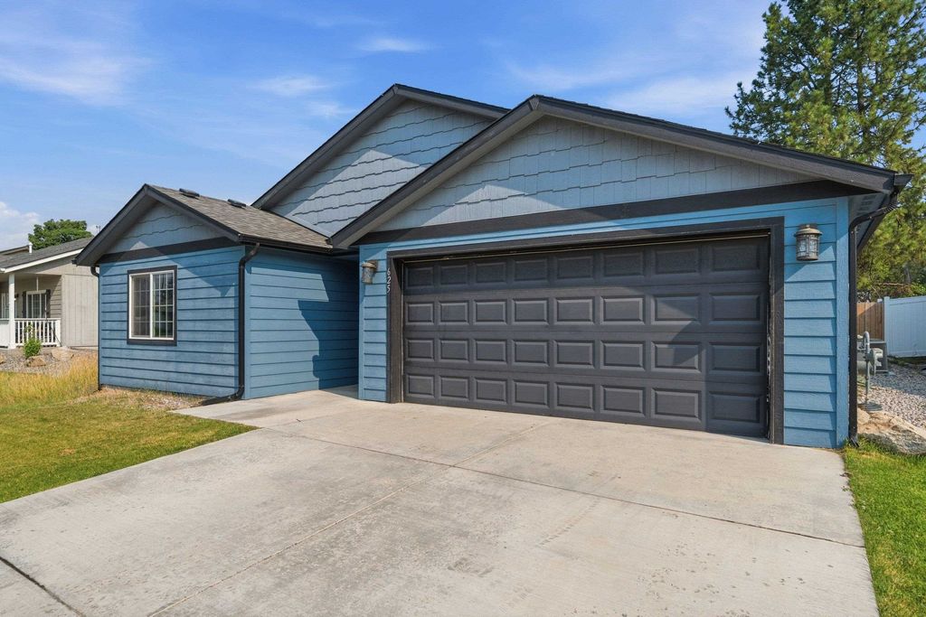 625 E Canterbury Ln, Colbert, WA 99005 photo 2