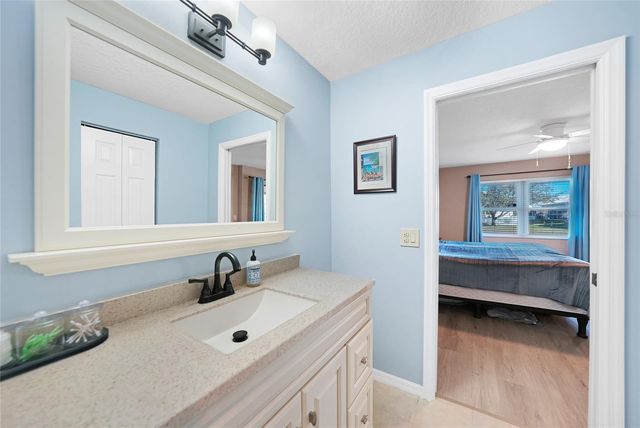 240 LEWIS CIRCLE 513, Punta Gorda, FL 33950