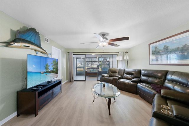 240 LEWIS CIRCLE 513, Punta Gorda, FL 33950