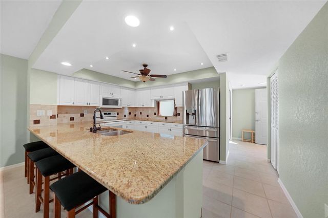 240 LEWIS CIRCLE 513, Punta Gorda, FL 33950