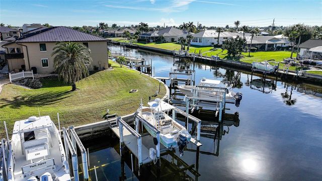 240 LEWIS CIRCLE 513, Punta Gorda, FL 33950