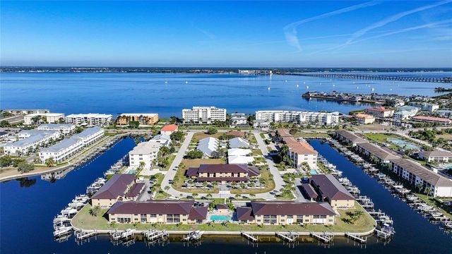 240 LEWIS CIRCLE 513, Punta Gorda, FL 33950