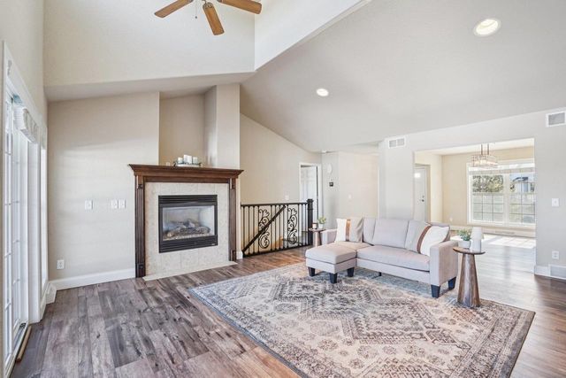 726 Greystone Lane, Middleton, WI 53562