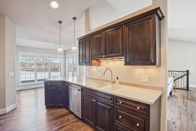 726 Greystone Lane, Middleton, WI 53562