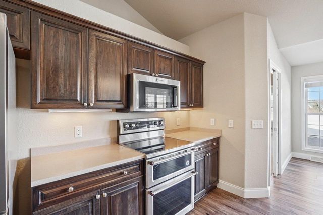 726 Greystone Lane, Middleton, WI 53562