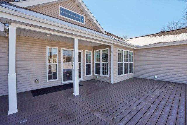 726 Greystone Lane, Middleton, WI 53562