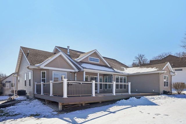 726 Greystone Lane, Middleton, WI 53562