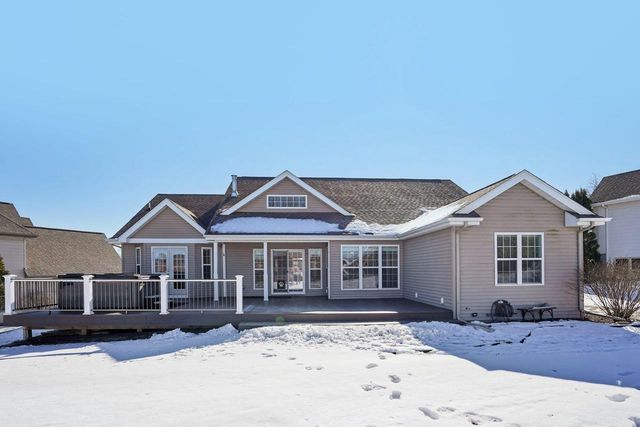 726 Greystone Lane, Middleton, WI 53562