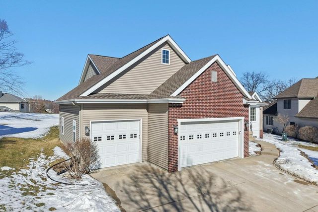 726 Greystone Lane, Middleton, WI 53562