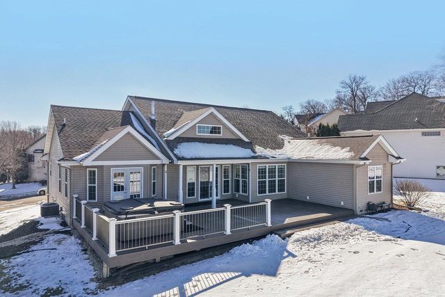 726 Greystone Lane, Middleton, WI 53562