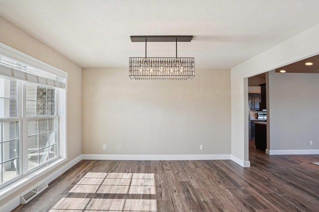 726 Greystone Lane, Middleton, WI 53562