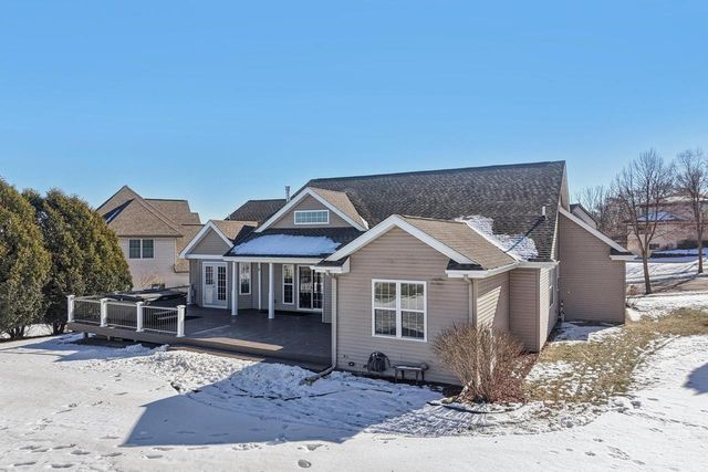 726 Greystone Lane, Middleton, WI 53562