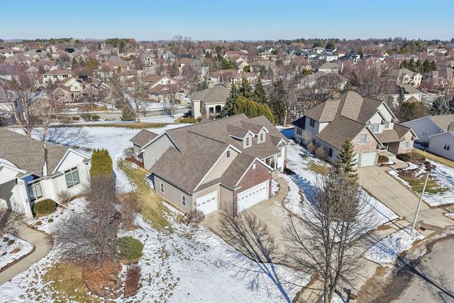 726 Greystone Lane, Middleton, WI 53562