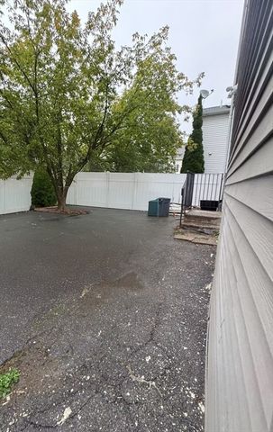 499 Boston 2, Lynn, MA 01905