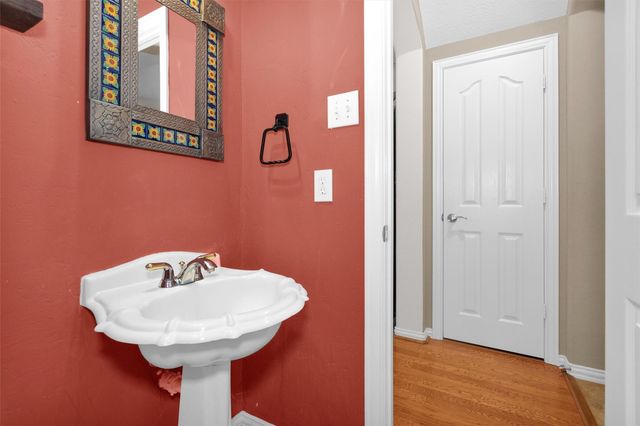 138 S Evangeline Oaks Circle, The Woodlands, TX 77384