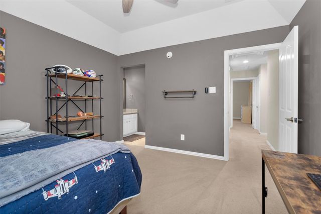 138 S Evangeline Oaks Circle, The Woodlands, TX 77384