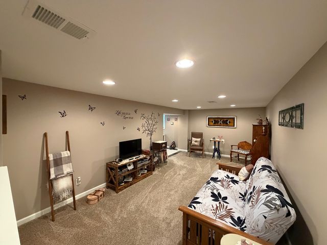 4731 18 AVE CT Avenue, Moline, IL 61265