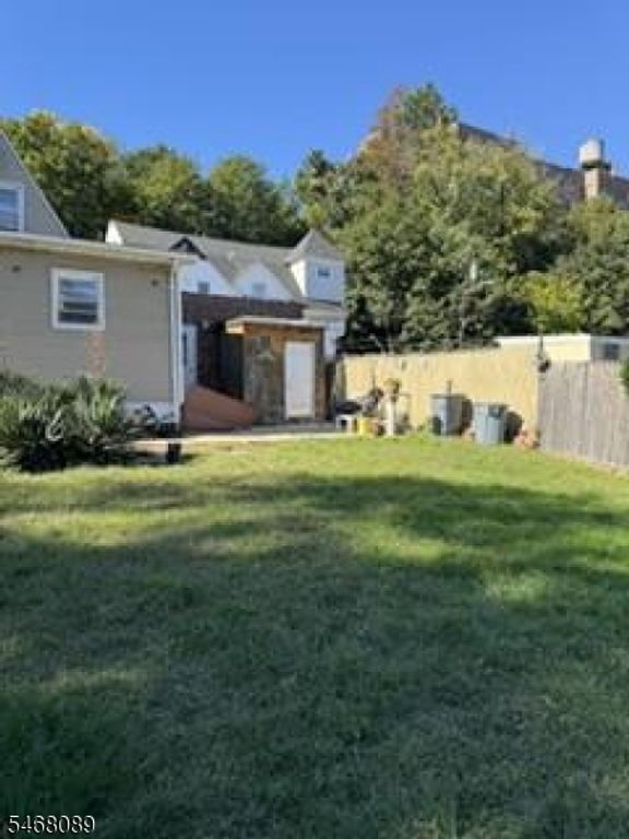 9 Woodside Pl, Newark City, NJ 07104 — photo 4