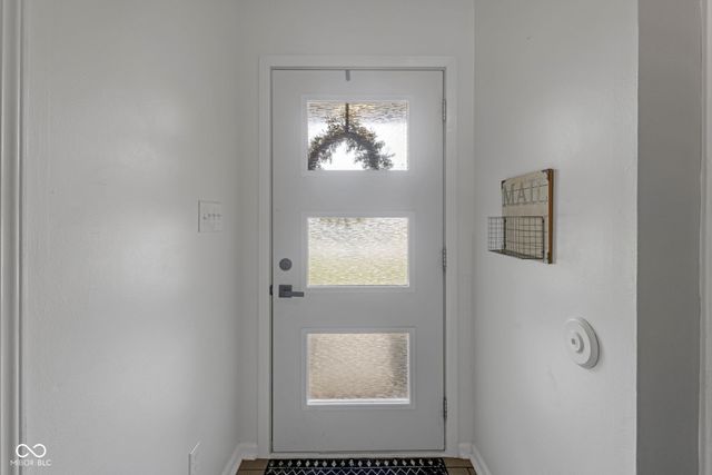 1015 E Killian Drive, Mooresville, IN 46158