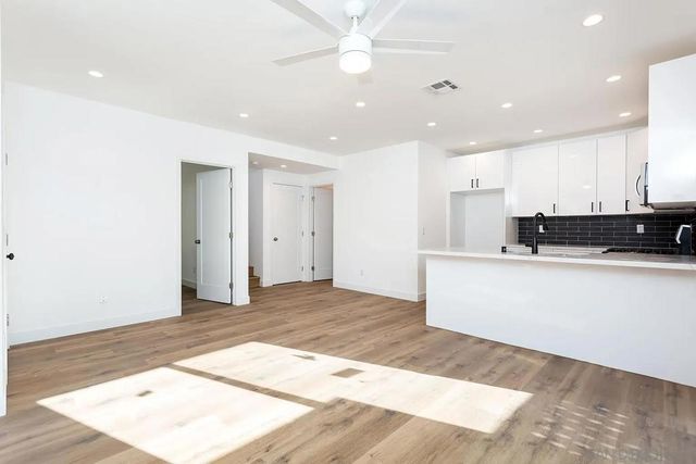 5721 Campanile Way, San Diego, CA 92115