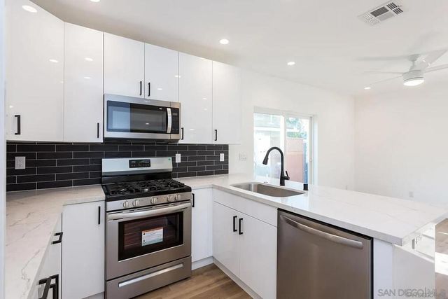 5721 Campanile Way, San Diego, CA 92115