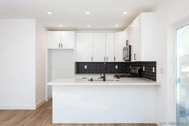5721 Campanile Way, San Diego, CA 92115