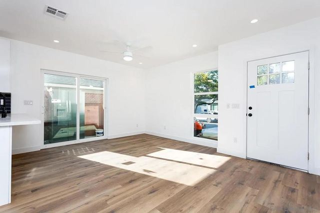 5721 Campanile Way, San Diego, CA 92115