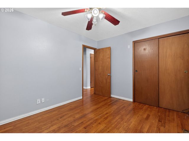 12330 Ne KNOTT St, Portland, OR 97230