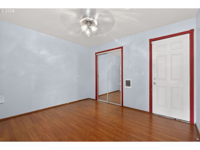 12330 Ne KNOTT St, Portland, OR 97230