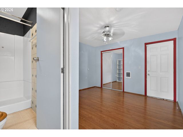 12330 Ne KNOTT St, Portland, OR 97230