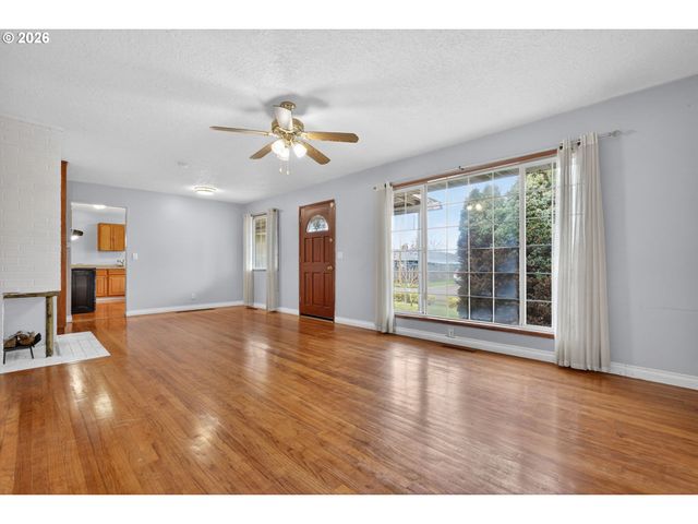 12330 Ne KNOTT St, Portland, OR 97230