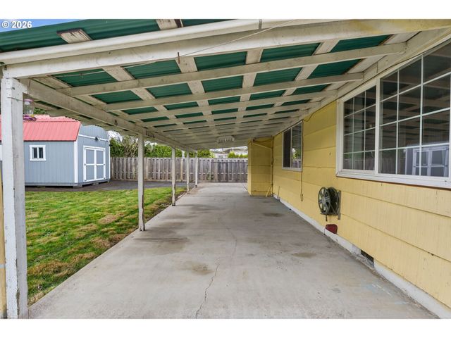 12330 Ne KNOTT St, Portland, OR 97230