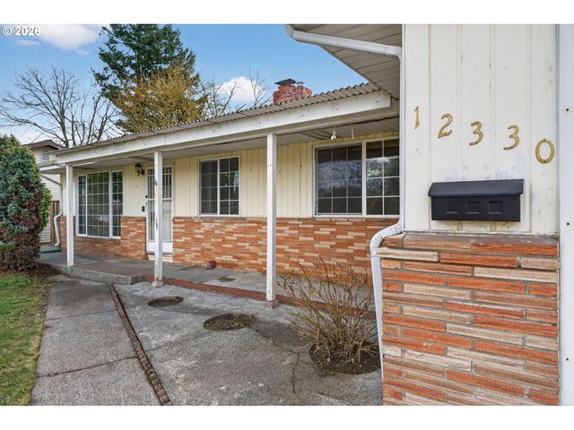 12330 Ne KNOTT St, Portland, OR 97230