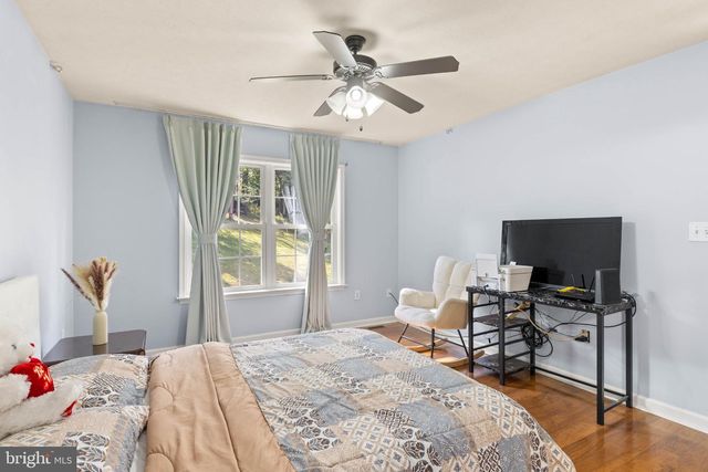 605 CEDAR CT, Woodstock, VA 22664