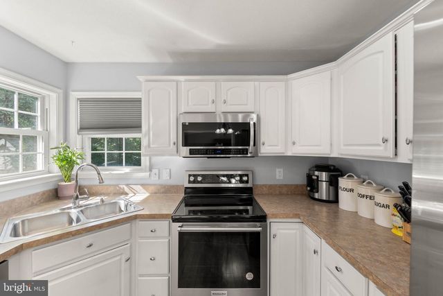 605 CEDAR CT, Woodstock, VA 22664