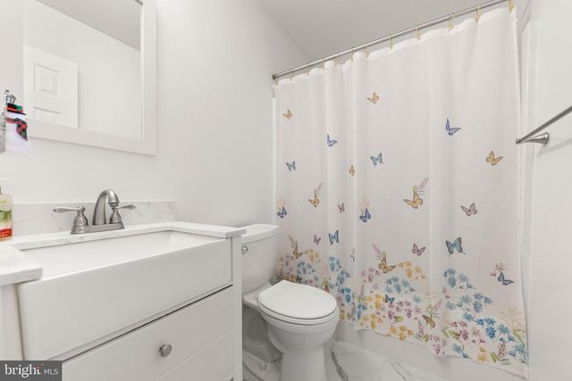 605 CEDAR CT, Woodstock, VA 22664