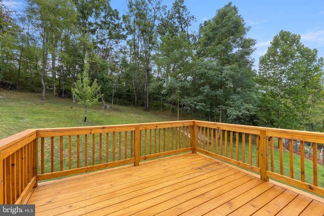 605 CEDAR CT, Woodstock, VA 22664