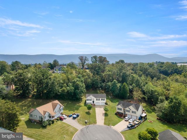 605 CEDAR CT, Woodstock, VA 22664