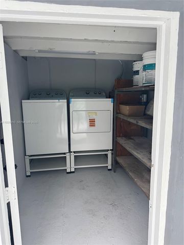 881 Hialeah Dr 2, Hialeah, FL 33010