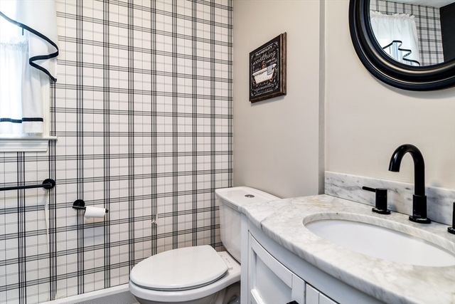 43 Dibuono Dr, Marlborough, MA 01752