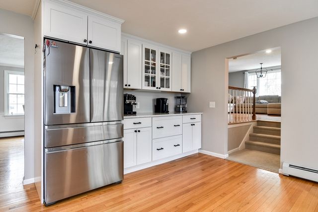 43 Dibuono Dr, Marlborough, MA 01752