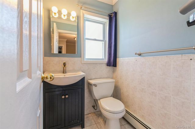 92 Cardinal Lane 92, Islip, NY 11751