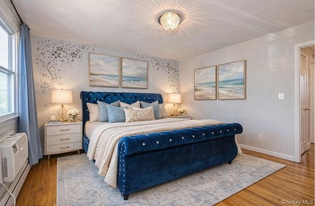 92 Cardinal Lane 92, Islip, NY 11751