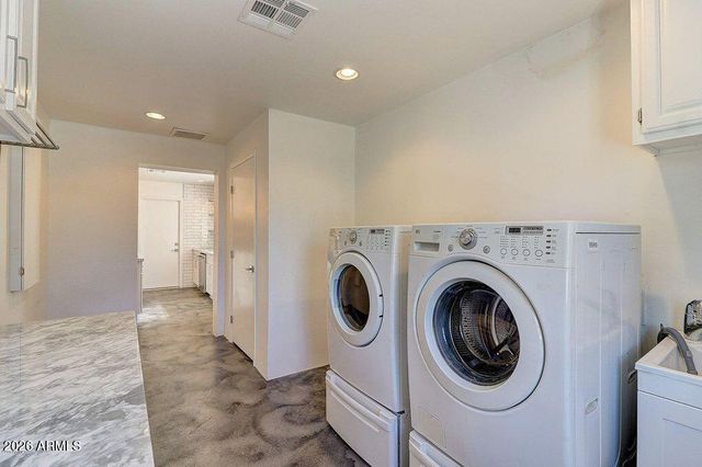 8338 E GRANADA Road, Scottsdale, AZ 85257
